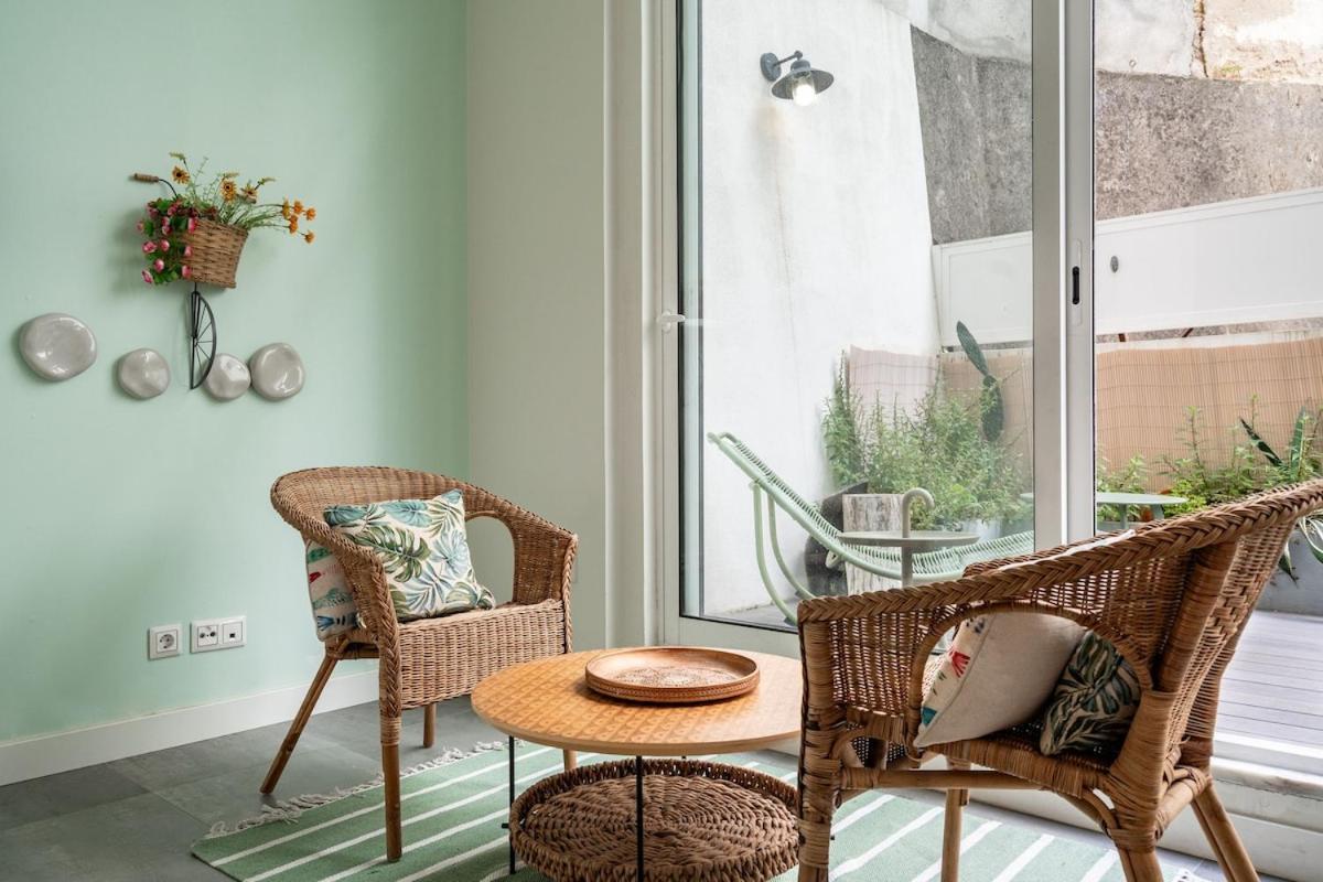T2 With Ac And Patio Near Av Da Liberdade Lissabon