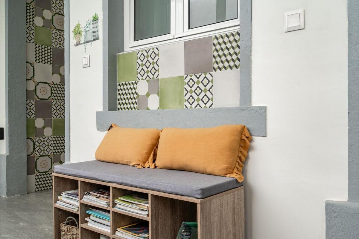 T2 With Ac And Patio Near Av Da Liberdade * Lissabon