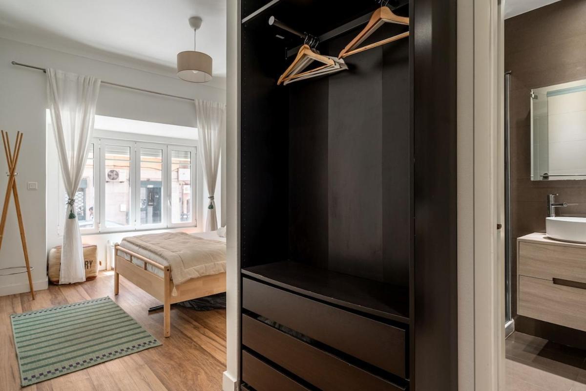 T2 With Ac And Patio Near Av Da Liberdade Appartement Lissabon